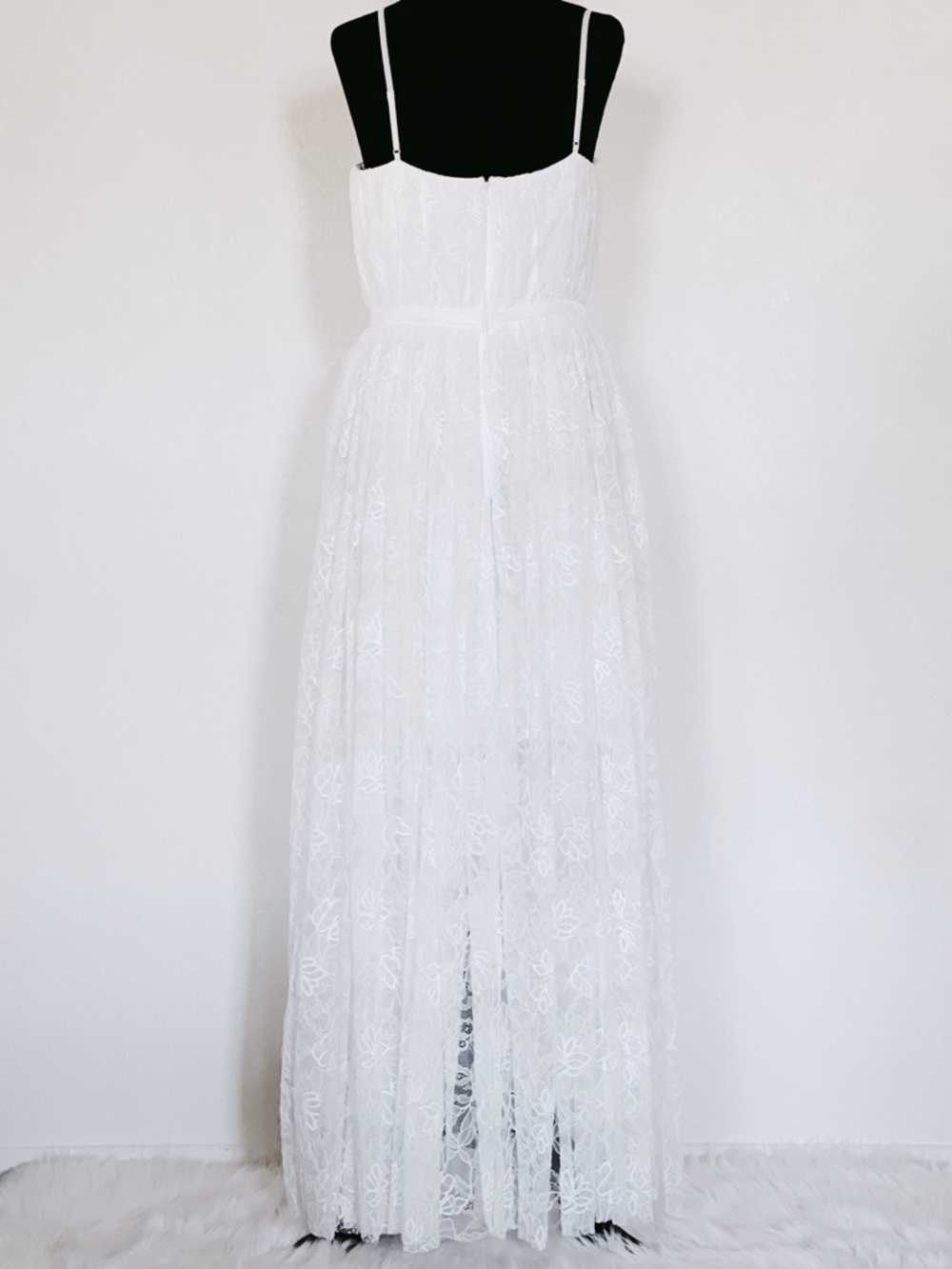 SAU LEE Selena Lace Midi Dress - Picture 4 of 15